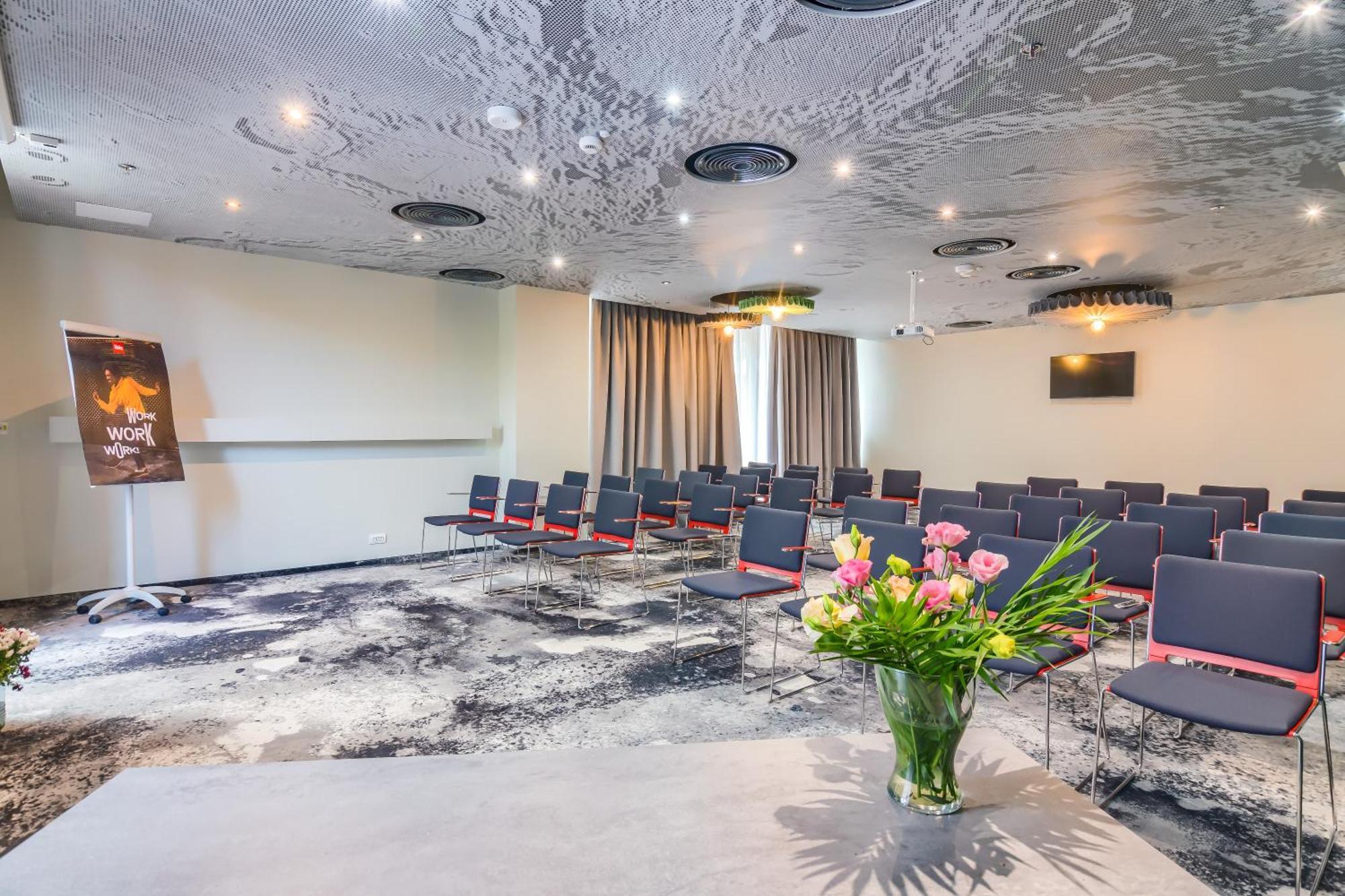 מלון Ibis Bucharest Politehnica מראה חיצוני תמונה